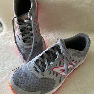 New Balance response2.0